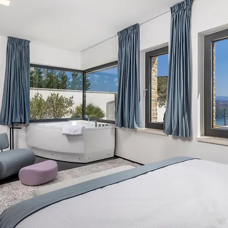 Mistral Opatija, Five Star Exclusive Retreat, Gated Community فيلة *