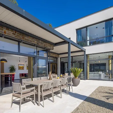 Mistral Opatija, Five Star Exclusive Retreat, Gated Community فيلة *