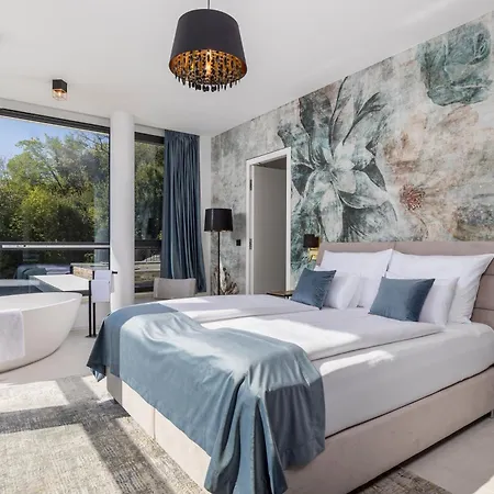 Mistral Opatija, Five Star Exclusive Retreat, Gated Community فيلة