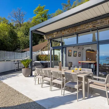 Mistral Opatija, Five Star Exclusive Retreat, Gated Community فيلة *